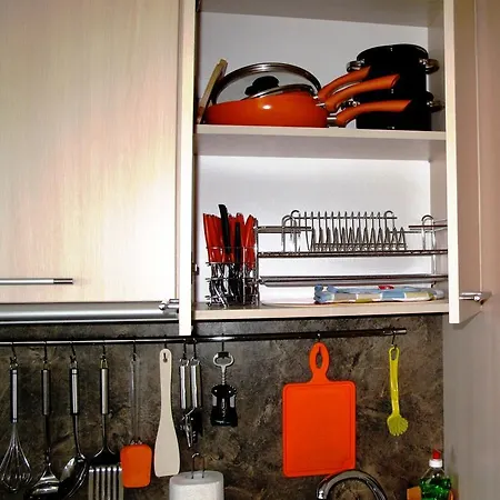 Apartmán Mellia 4 *