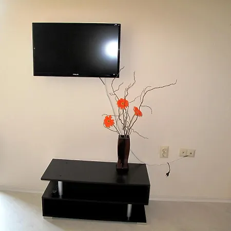Apartmán Mellia 4 *